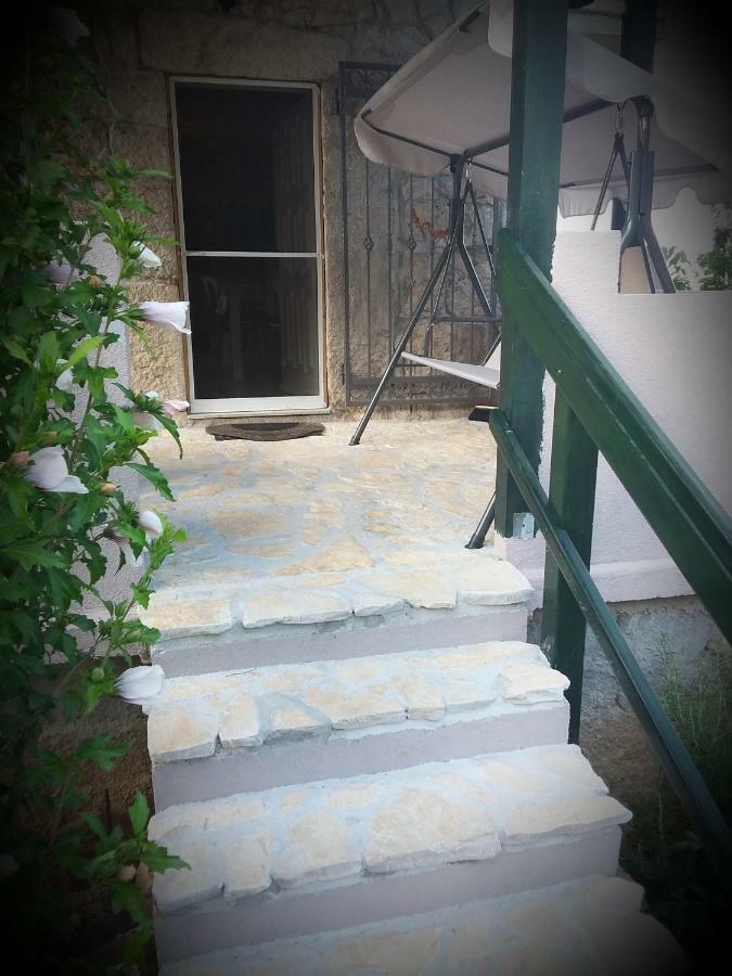 Holiday Home Jadric Osoje Экстерьер фото