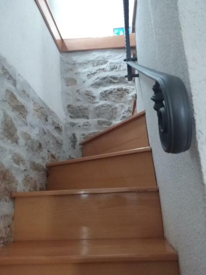 Holiday Home Jadric Osoje Экстерьер фото